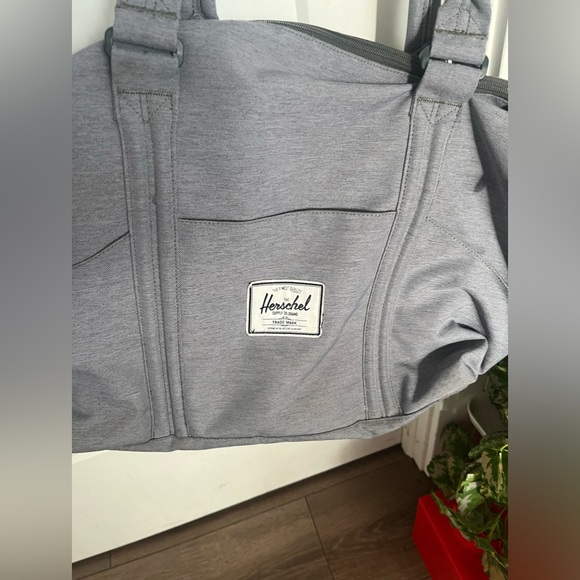 Herschel Baby Strand Sprout Shoulder - Picture 2 of 5